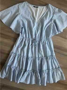 SHEIN Light Blue Floral Tie-Waist Tiered Dress